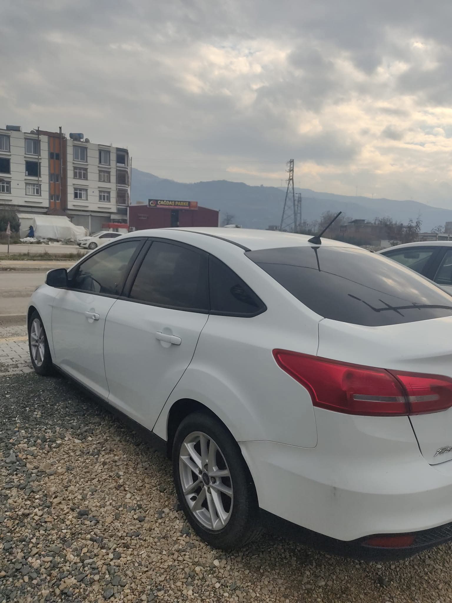 Ford Focus - Resim 3