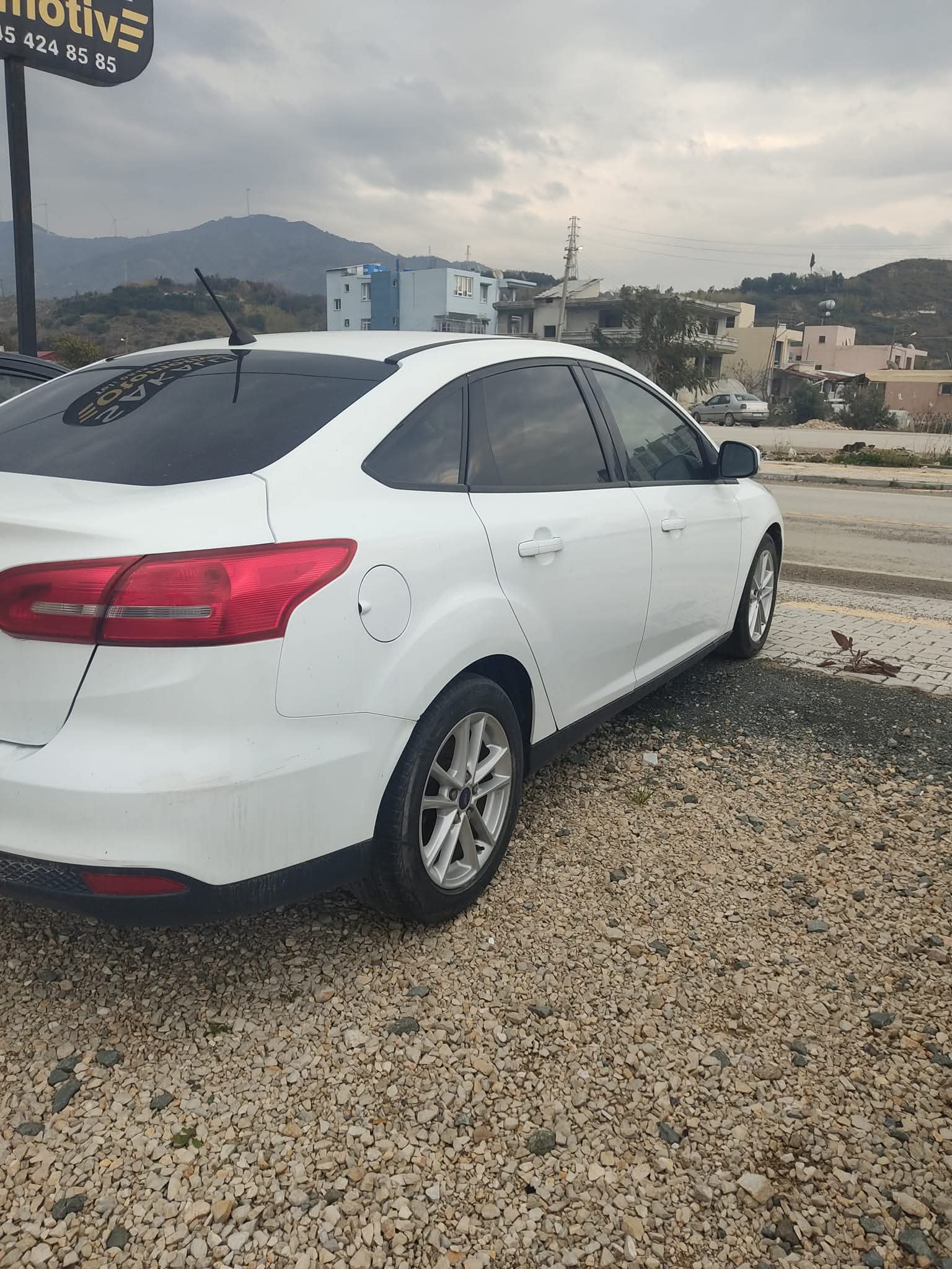 Ford Focus - Resim 2