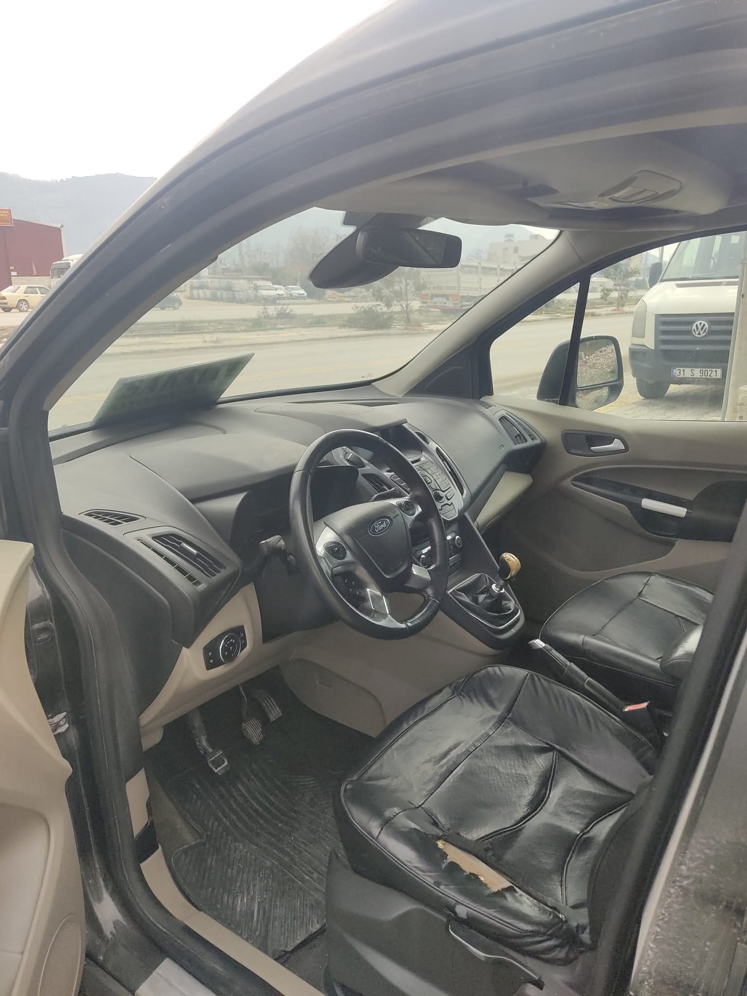 Ford Tourneo - Resim 5