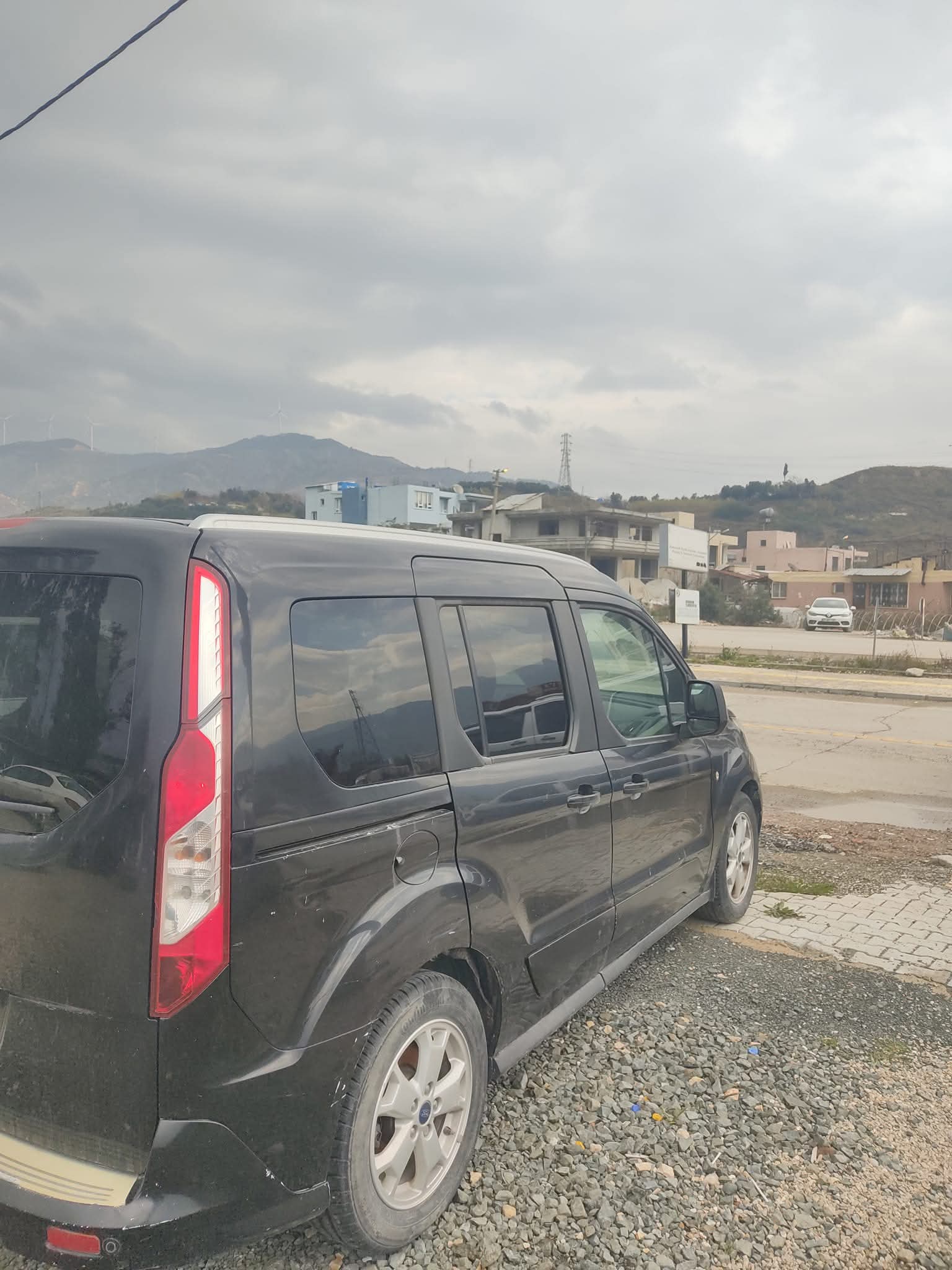 Ford Tourneo - Resim 2