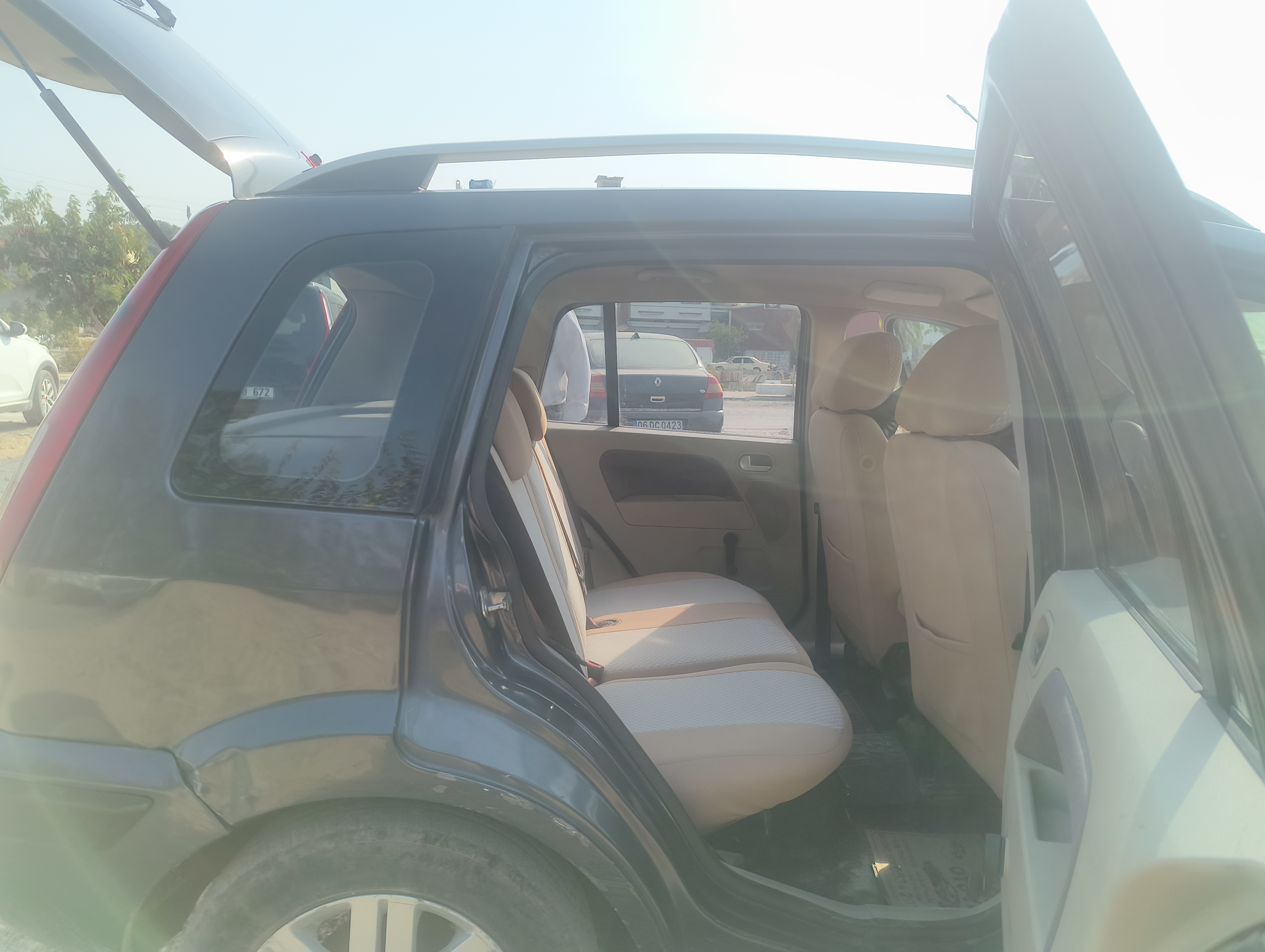 Ford Fusion - Resim 5