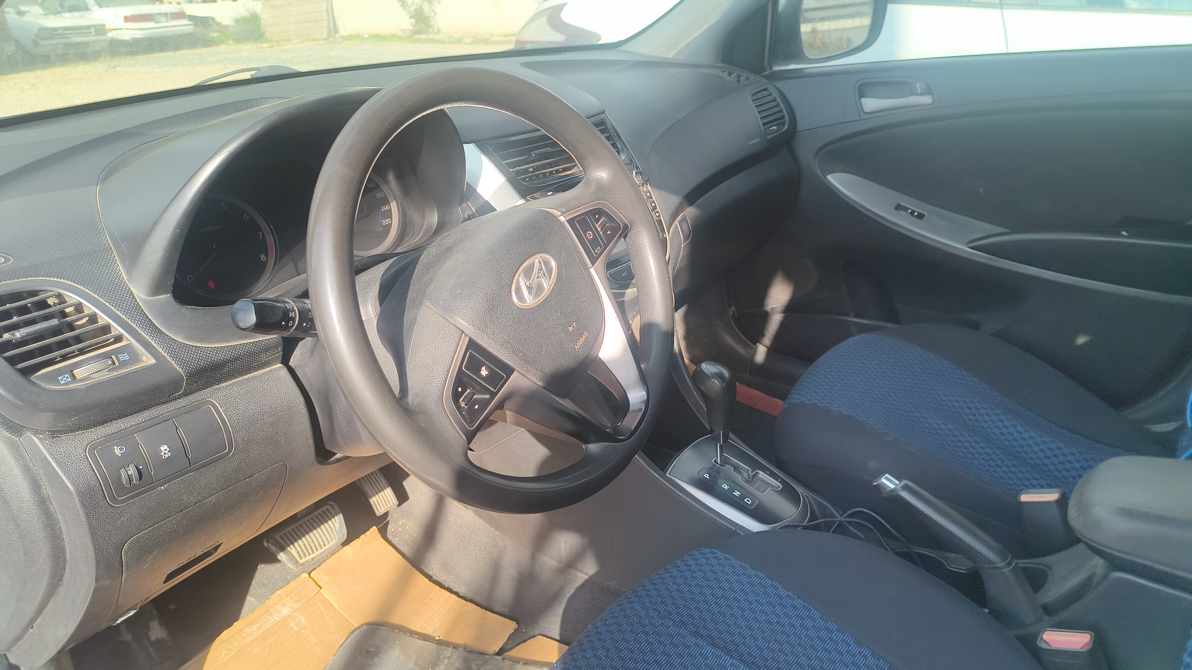 Hyundai Accent - Resim 5
