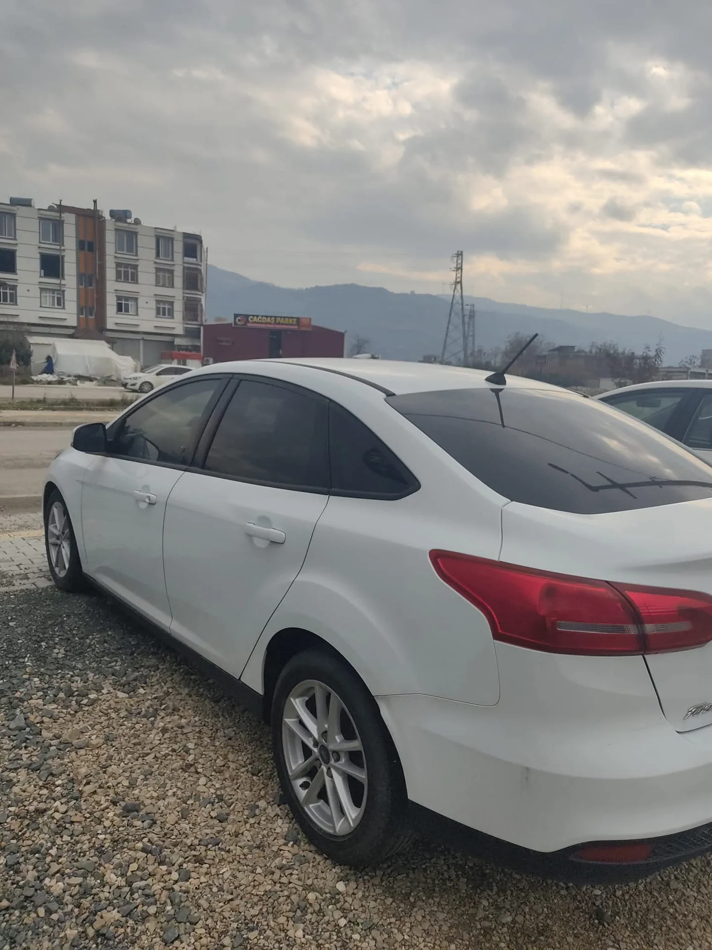 Ford Focus - Resim 3